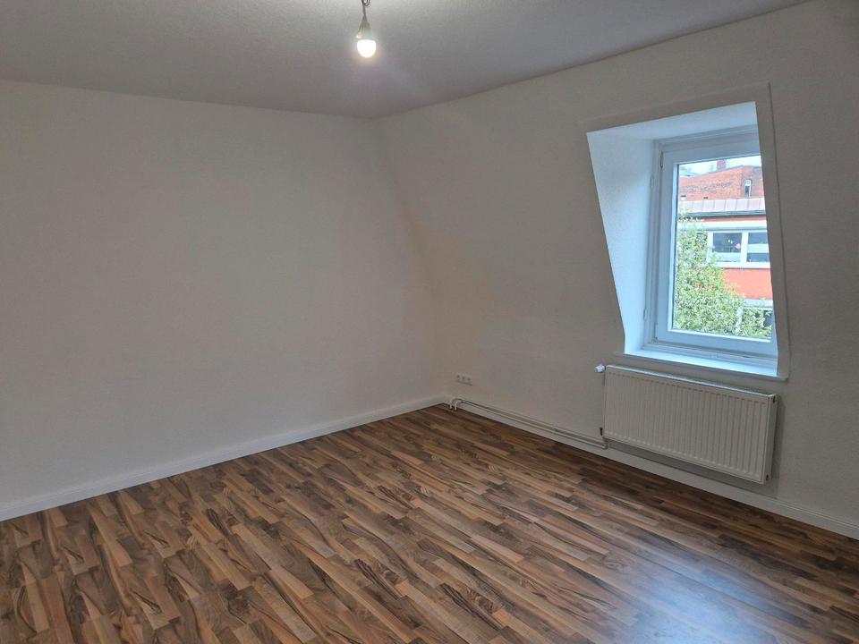 Thumbnail-2 Zimmerwohnung ZENTRAL in Itzehoe