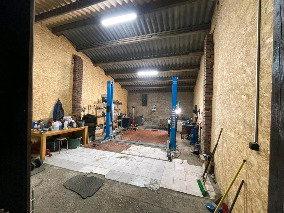 Thumbnail-kleine Halle , Hobby Schrauber