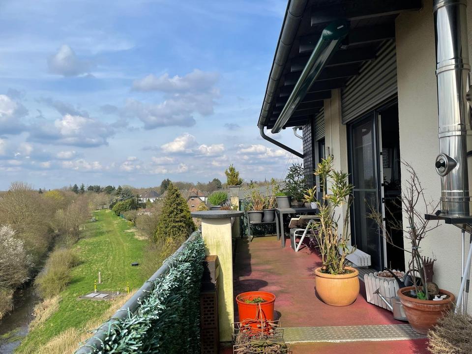 Thumbnail-seniorengerechte, lichtdurchflutete Penthouse-Wohnung über den Dä