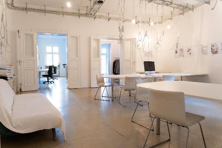 Thumbnail-Berlin: Möbliertes Büro, flexibel, 247, Kaffee-Flatrate, Hunde erlaubt