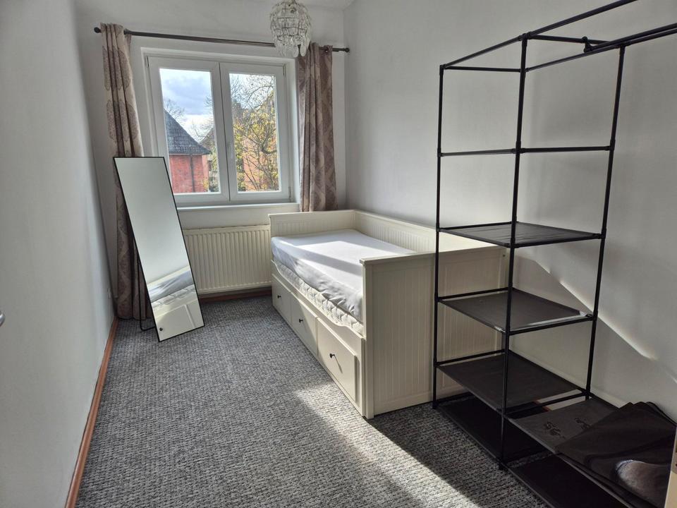 Thumbnail-Möbliertes Zimmer zur Zwischenmiete in Hamburg-Marienthal