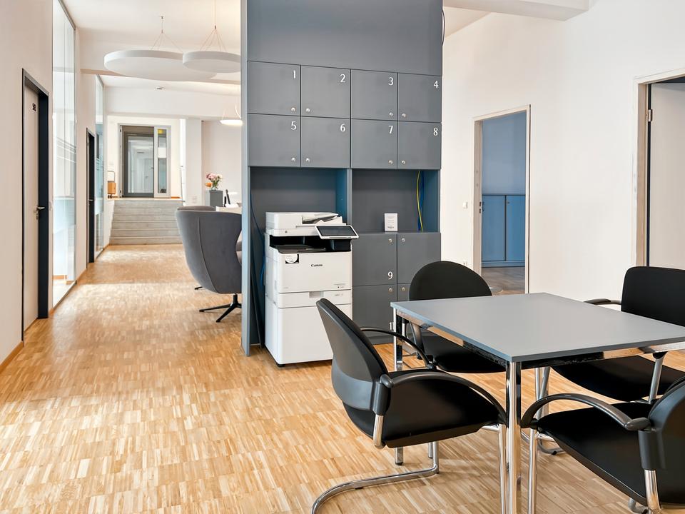 Thumbnail-Privater Büroraum für 1 Person in Regus Neumarkt