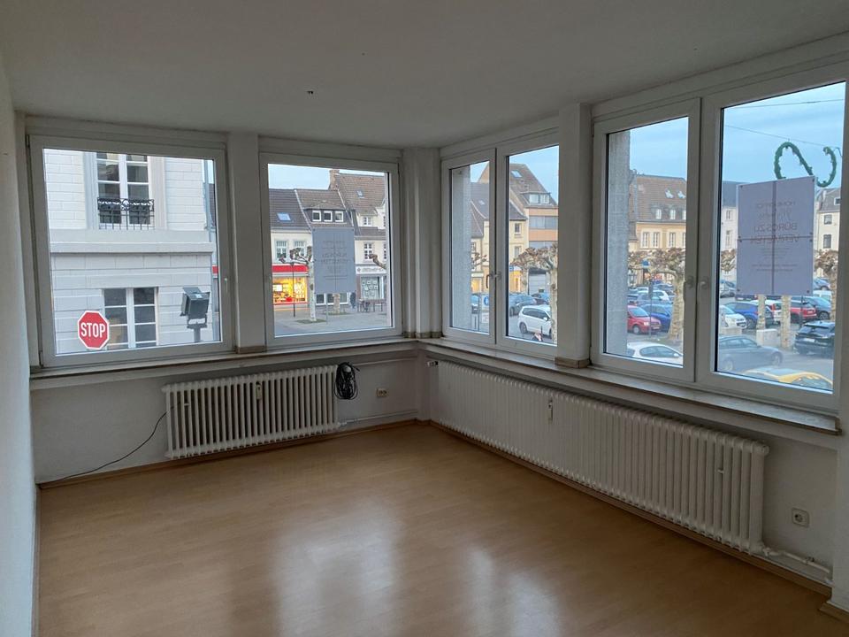 Thumbnail-Helle Büroetage in Krefeld-Uerdingen, Nähe Marktplatz