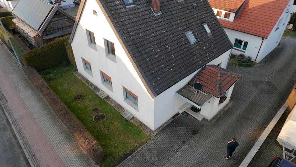 Thumbnail-Dachgeschosswohnung 76m2, Stellplatz, Glasfaser, Eigener Eingang