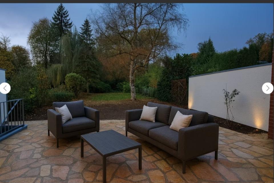 Thumbnail-Modernisiertes Haus mit 7 Zi., 228 m2, großem Garten & Garage