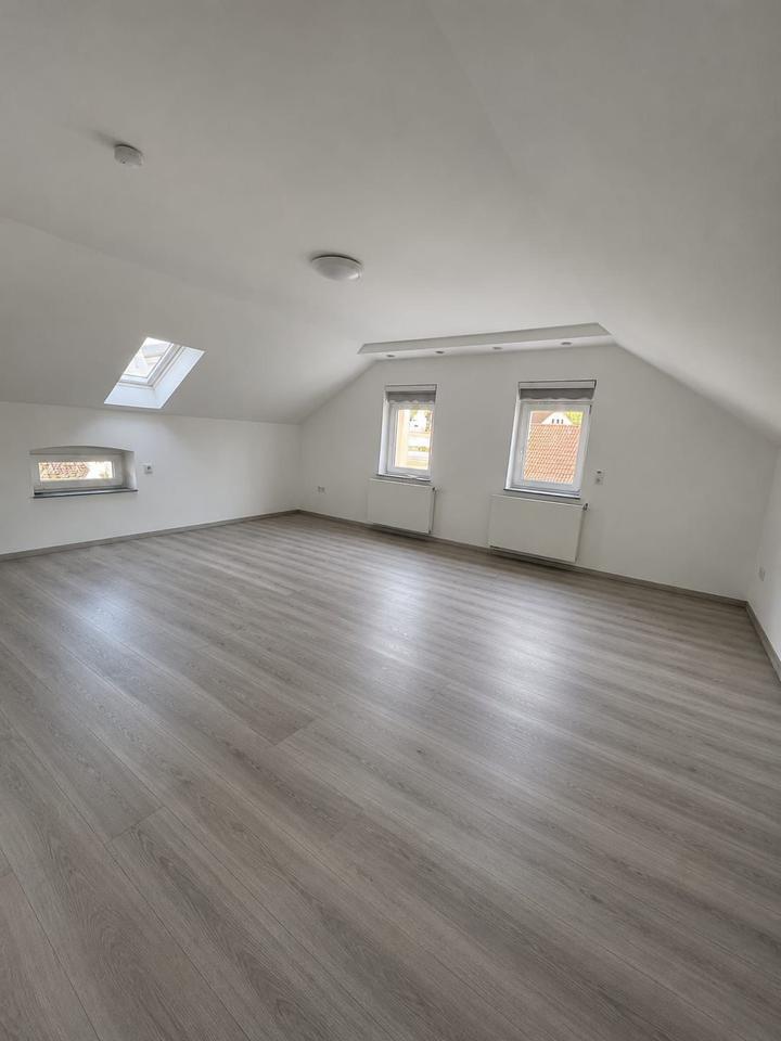 Thumbnail-4 Zimmer 120m2 Wohnung in Werdohl Zentrum zu vermieten