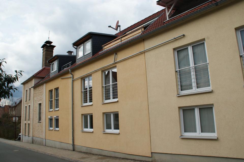 Thumbnail-Ohne Makler: Charmante 4 Zimmern Wohnung mit Dachterrasse und EBK