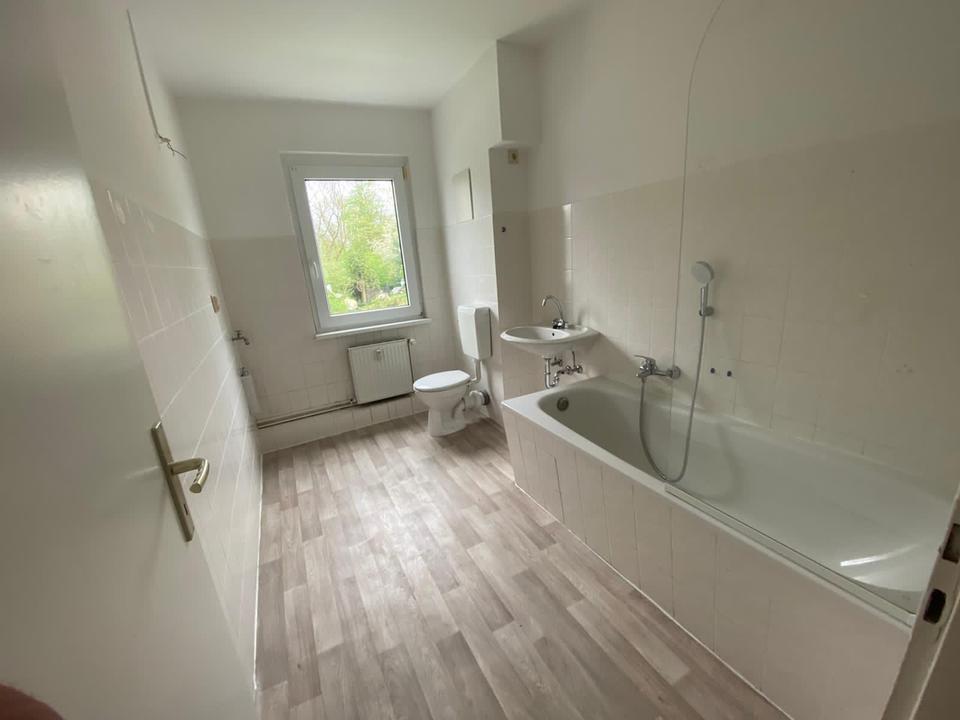 Thumbnail-Helle 2 Raum Wohnung im 1.OG inklusive Küchenzeile