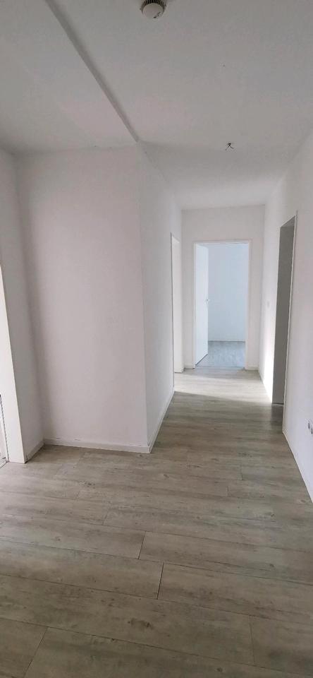 Thumbnail-3-Zimmer-Wohnung zur Vermietung in Frankfurt-Griesheim