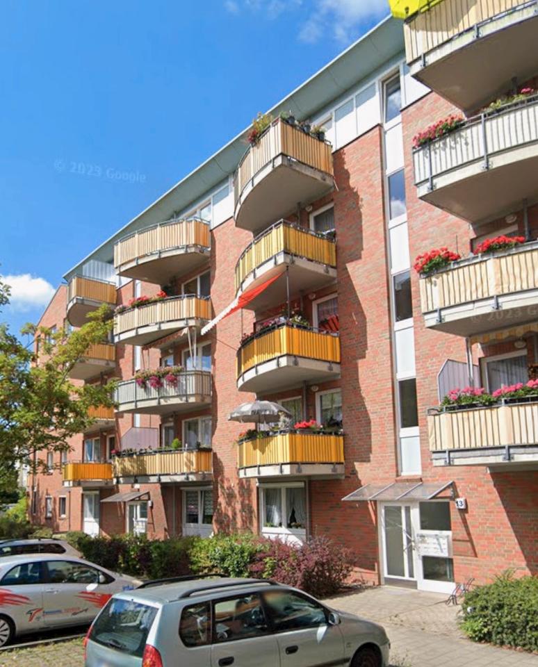 Thumbnail-Helle 2-Zimmer Wohnung mit Balkon und Aufzug ab 01.05.