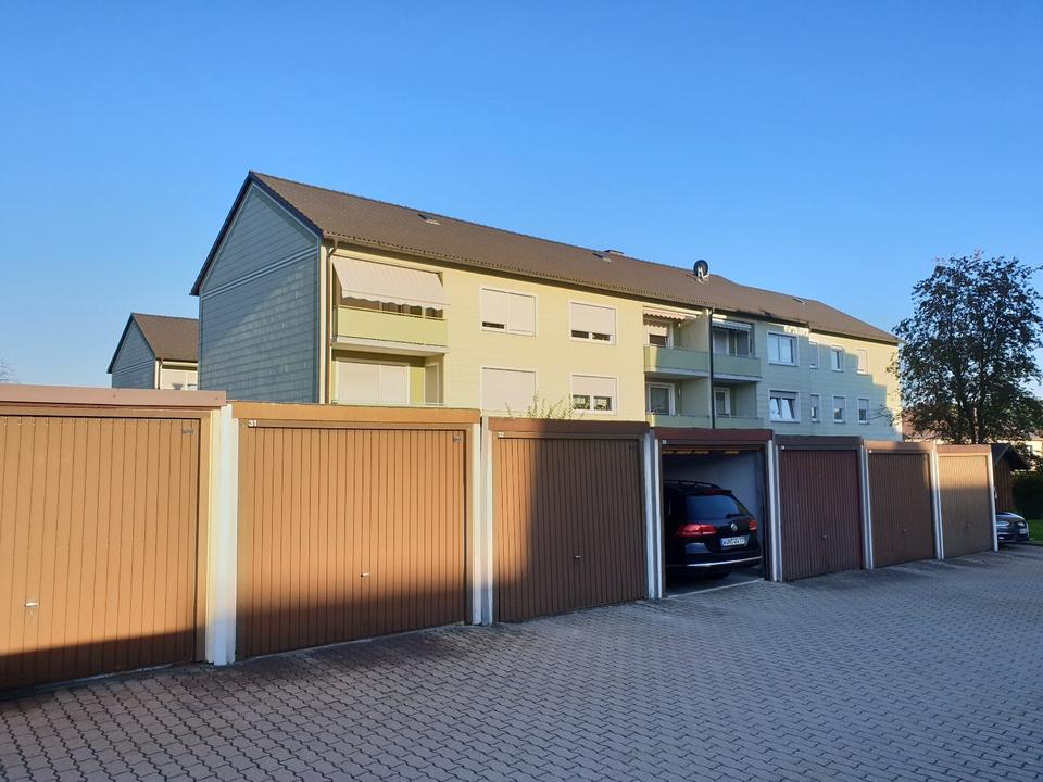 Thumbnail-Schöne Drei-Zimmer-Wohnung mit Balkon