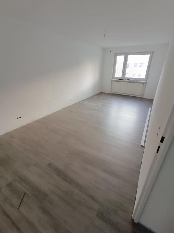 Thumbnail-4-Zi Wohnung in Kirchheim u. Teck renoviert ab sofort frei