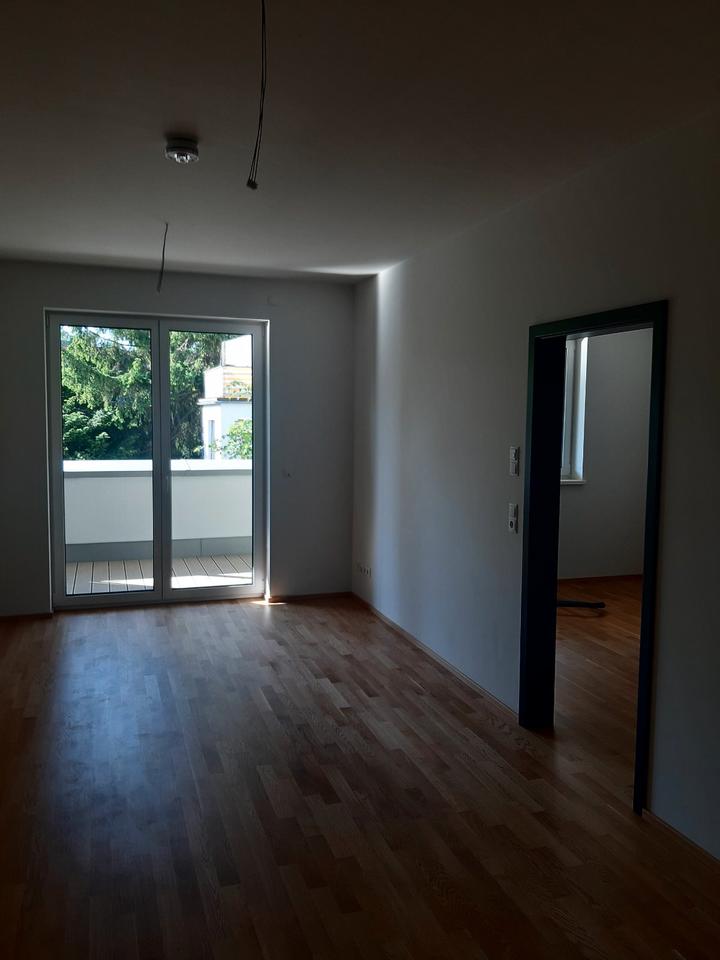 Thumbnail-2,5 Zimmer Wohnung