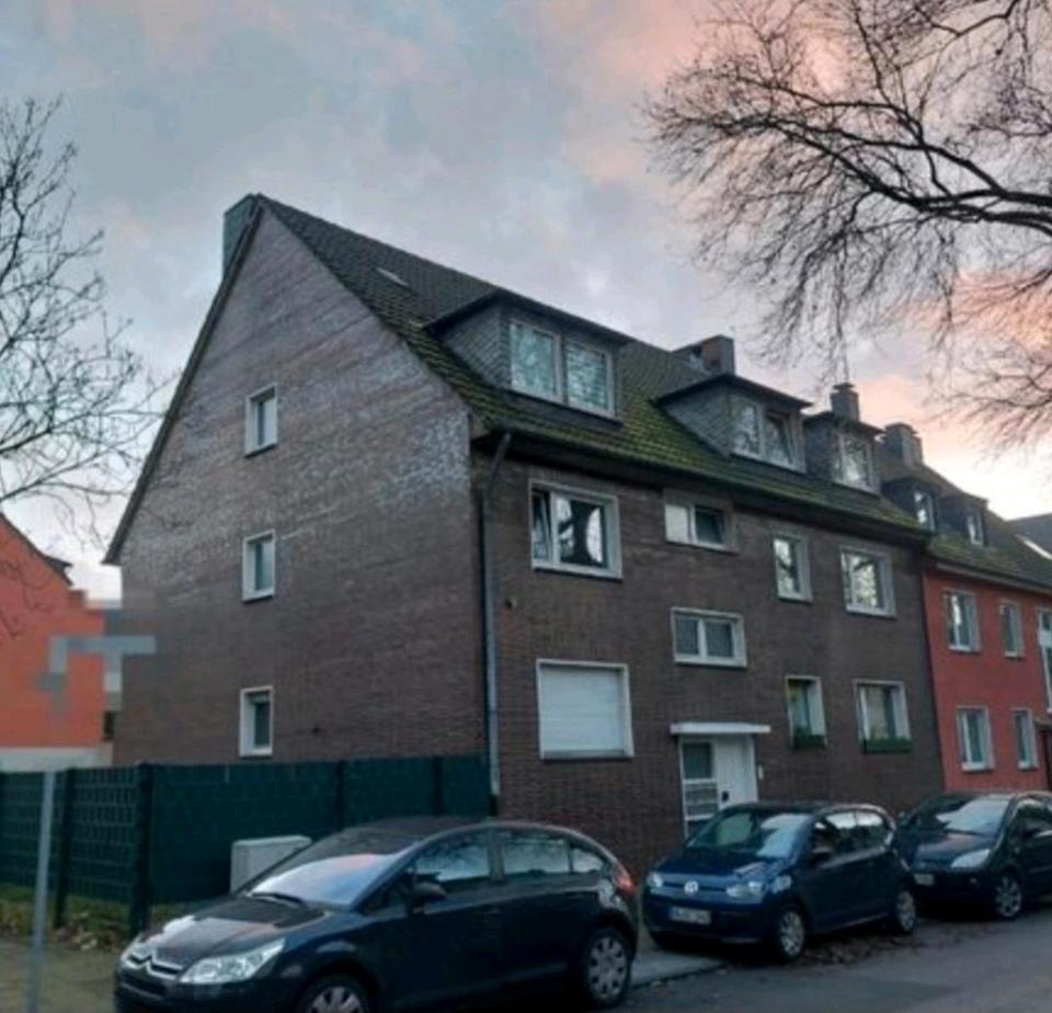 Thumbnail-Vollvermietetes Mehrfamilienhaus mit 2 Garagen