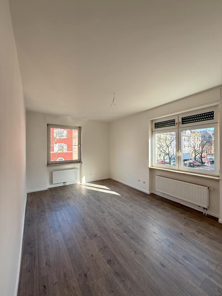 Thumbnail-Modernisiert + PROVISIONSFREI, 2-Zimmer-Wohnung in Karlsruhe !