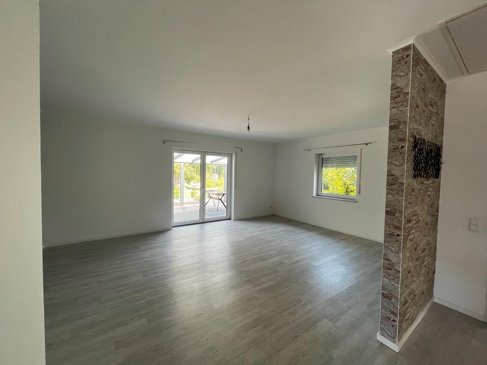 Thumbnail-Gemütlicher Bungalow- 90qm mit pflegeleichtem Grundstück