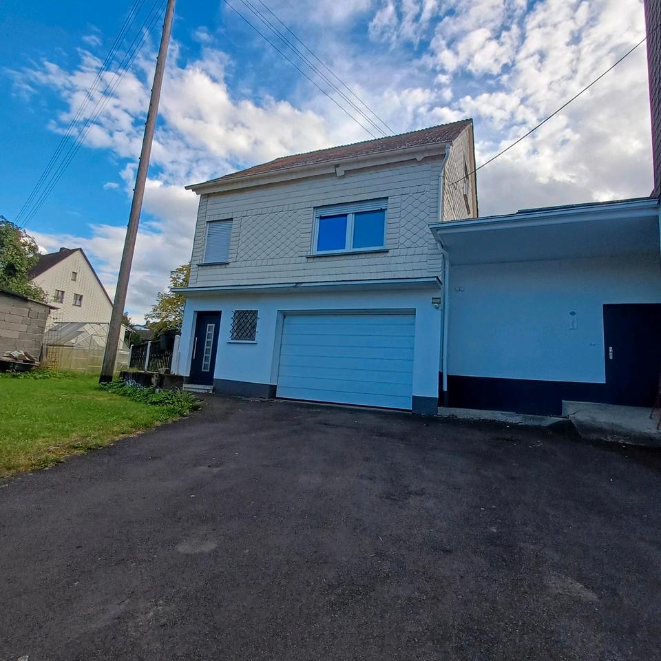 Thumbnail-Haus Wohnung mit Garage und Einbauküche zu Vermieten ca 65qm