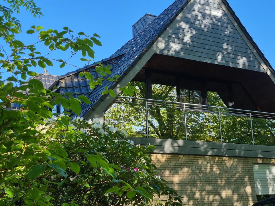 Thumbnail-3 Zimmer, Kü, Bad, Loggia, Balkon helle Oberwohnung im grünen