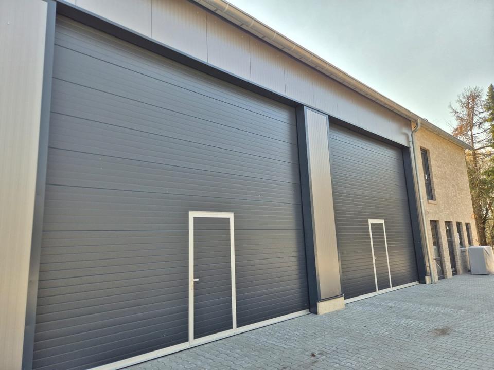 Thumbnail--NEU- Hallenflächen zu vermieten - sicher, trocken, beste Lage