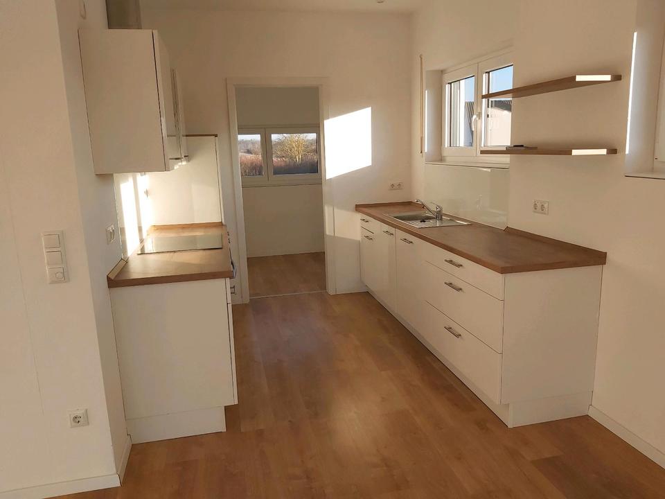 Thumbnail-Helle großzügige 3-Zimmerwohnung mit Dachterasse in Heßdorf