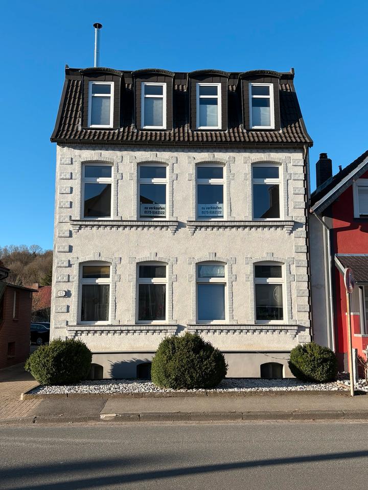 Thumbnail-Freistehendes MFH mit 3 Wohneinheiten von privat