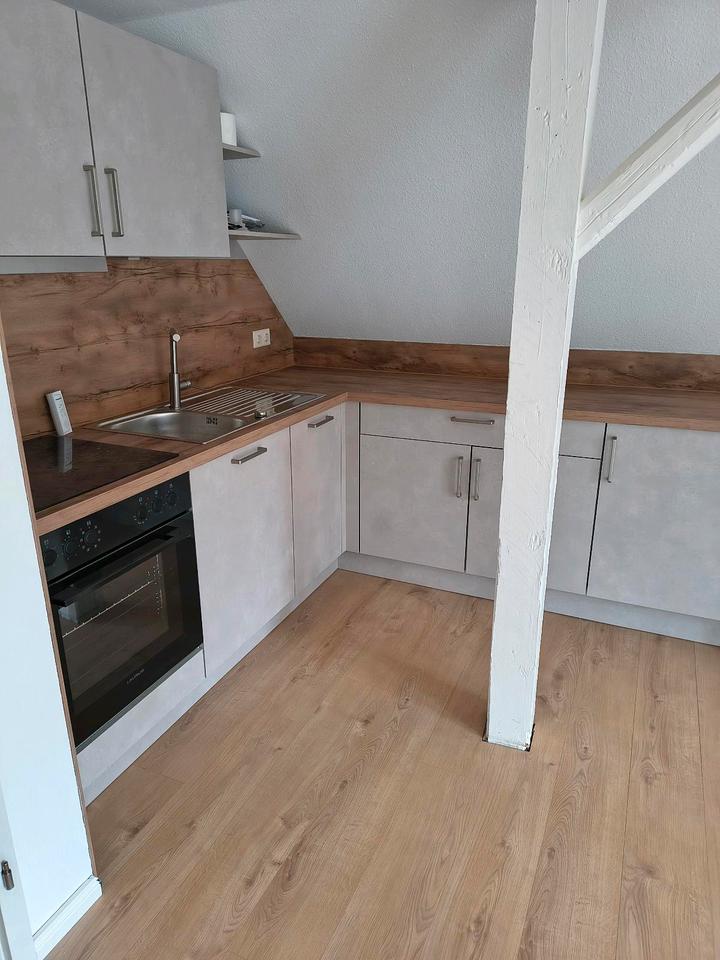 Thumbnail-frisch renovierte 3 Zimmer Altbauwohnung