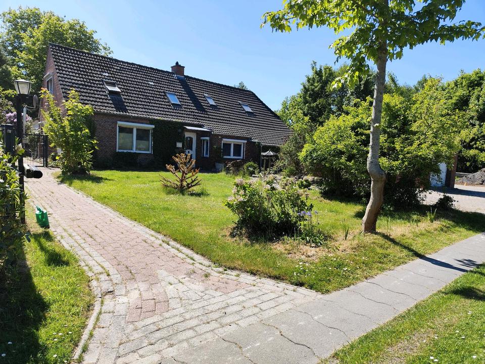 Thumbnail-Freistehendes, saniertes Einfamilienhaus, Nähe Zentralkliniki