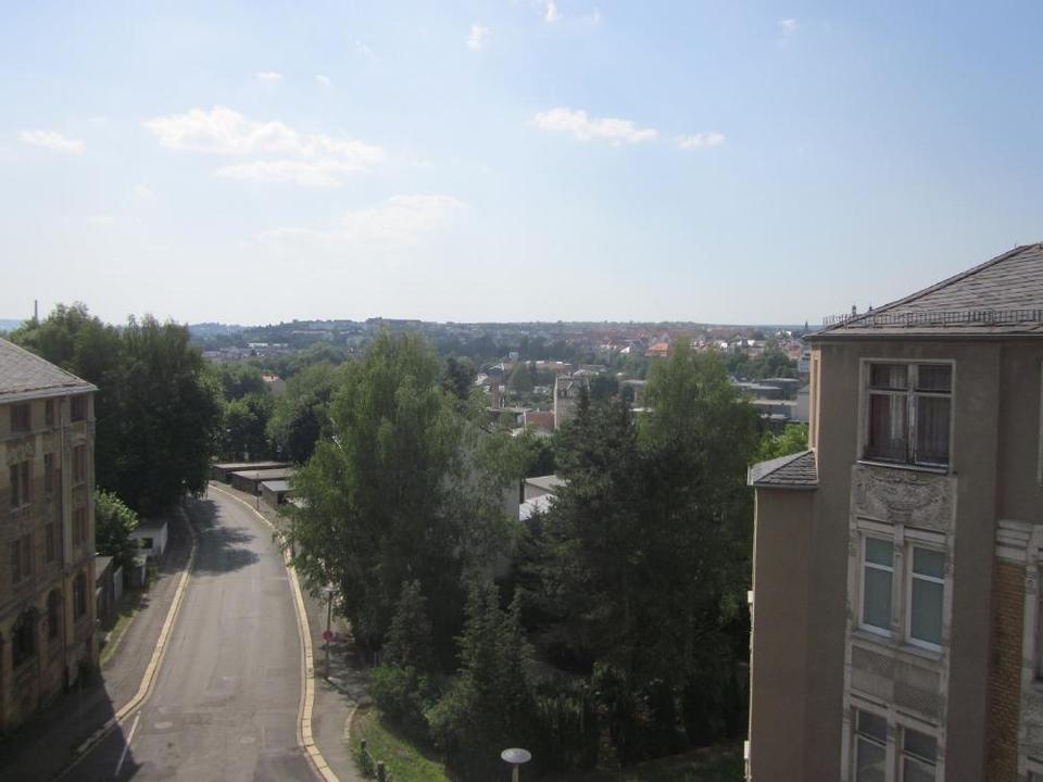 Thumbnail-*BIRI* - 3-Raum-DG-Wohnung in der Ostvorstadt