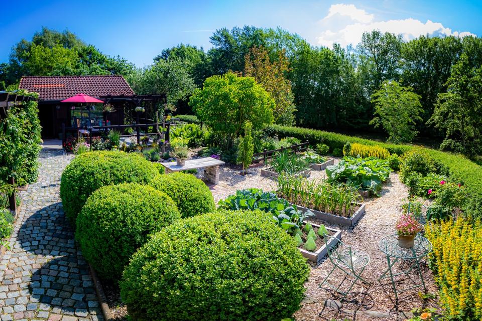 Thumbnail-Fix & fertig zum Genießen – Kleingarten mit Wohlfühlgarantie!