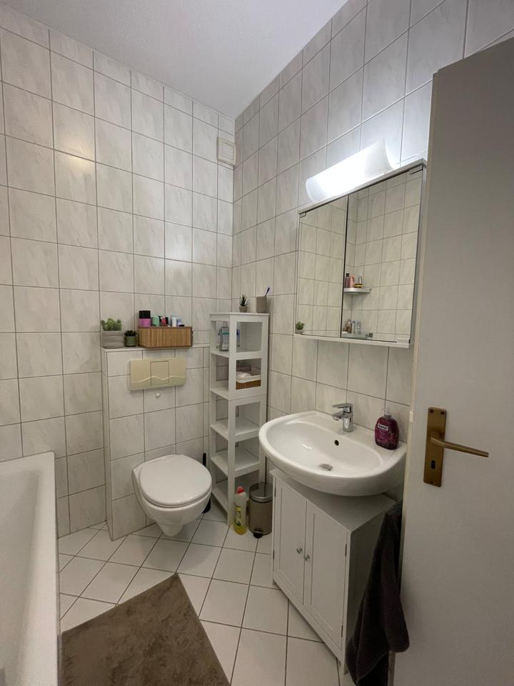 Thumbnail-Gepflegte Wohnung über 2 Etagen mit Balkon, ruhige Lage, Uninähe