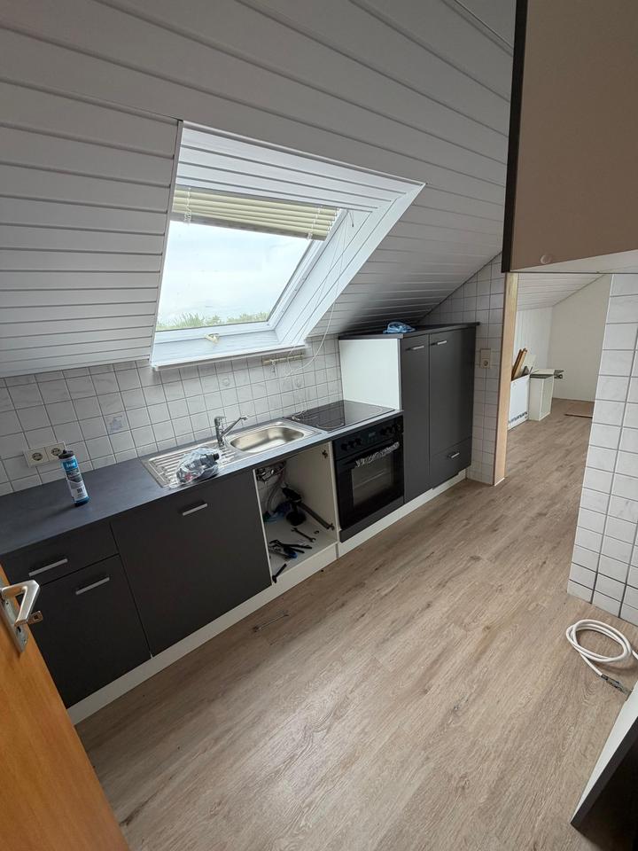 Thumbnail-3 Zimmer Dachgeschosswohnung in Schwalldorf Rottenburg