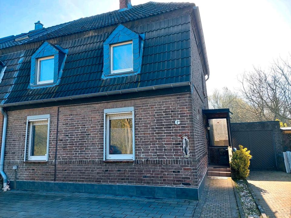 Thumbnail-Doppelhaushälfte mit hochwertiger Ausstattung zu verkaufen