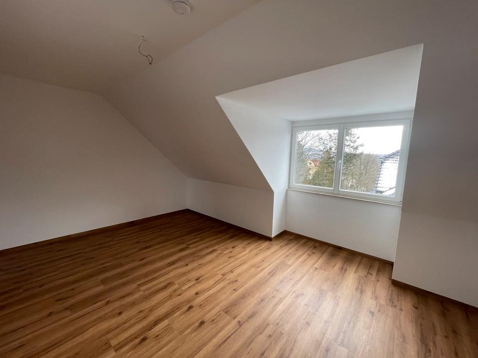 Thumbnail-Wohnung zu vermieten in Suhl, Albrechtser Berg 41 c