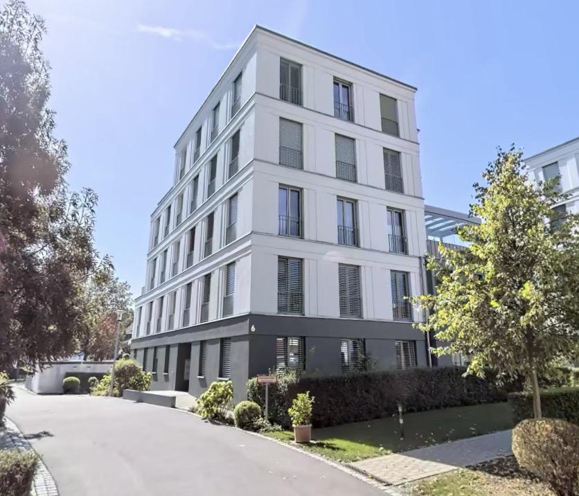 Thumbnail-Exklusives 4,5-Zimmer-Penthouse mit Aufzug direkt in die Wohnung