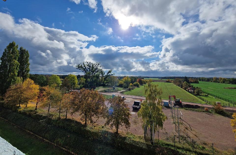Thumbnail-*Wo der Blick weiter reicht als der Alltag* 2 Zimmer mit Balkon und Panoramablick + 2 NKM geschenkt