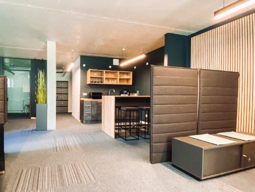 Thumbnail-Schreibtisch im Coworking Berlin – All-Inclusive, 247 Zugang