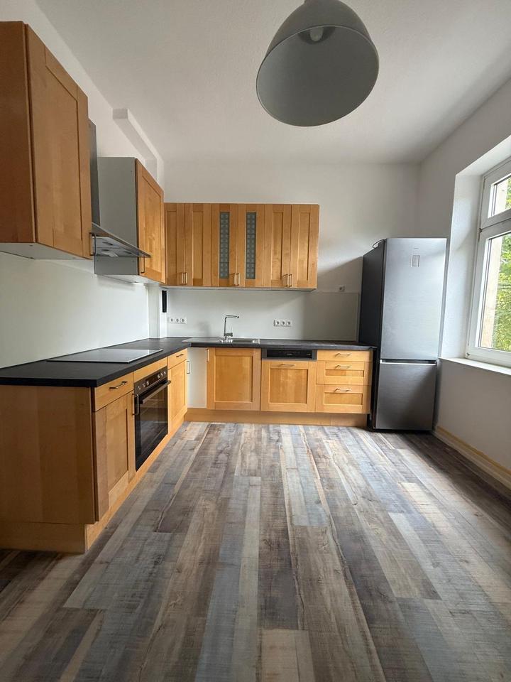 Thumbnail-Exklusive WG-Zi im hist. Bahnhofsgebäude – für AkademikerSingles