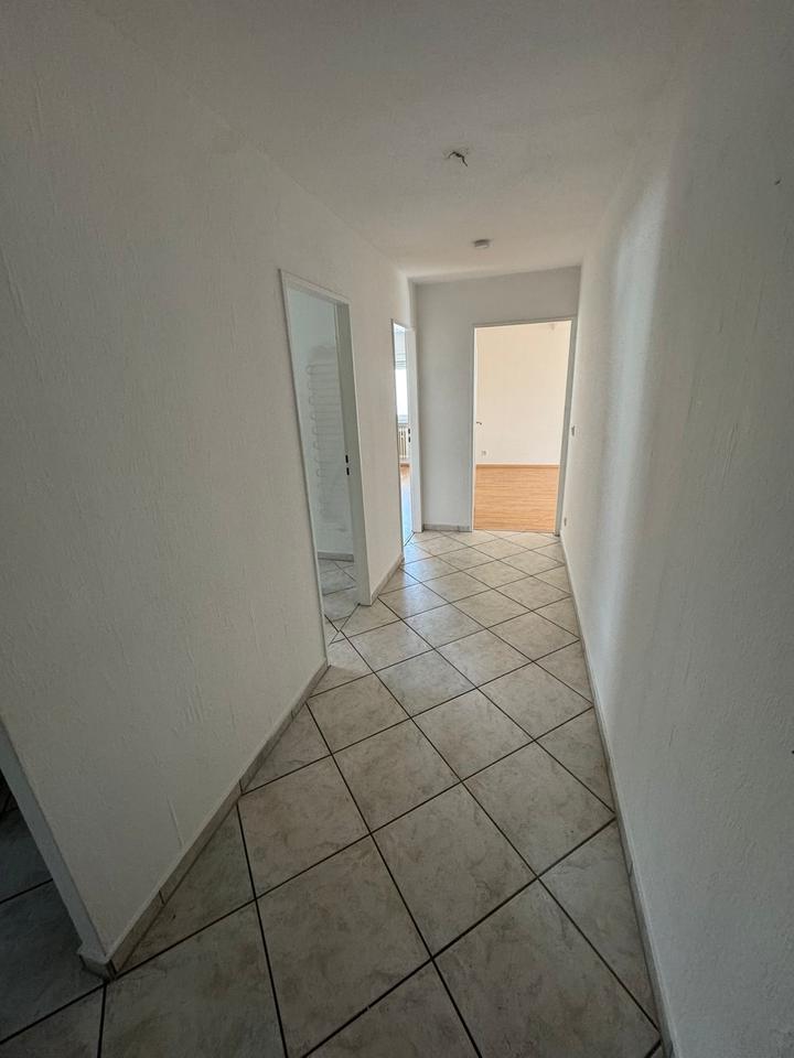 Thumbnail-Helle 2-Zimmer-Wohnung mit Balkon in Oberasbach zu vermieten