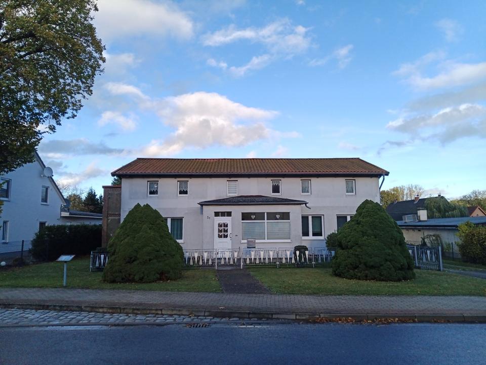 Thumbnail-Haus mit Einliegerwohnung