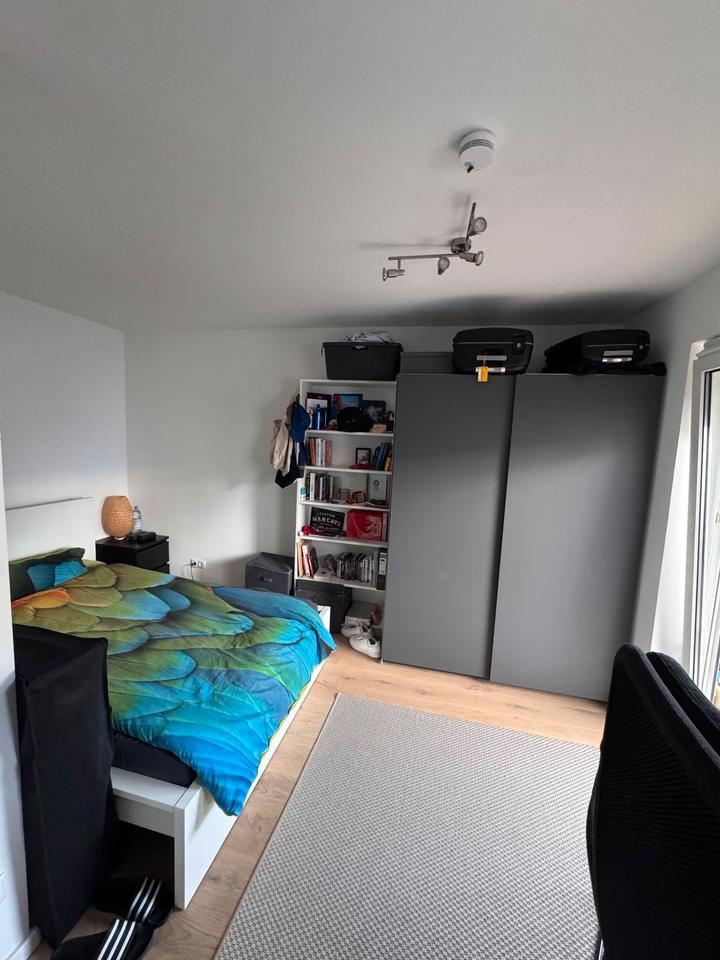 Thumbnail-WG-ZIMMER IN MÜNCHEN MIT BALKON (PRÄFERIERT FRAUEN)