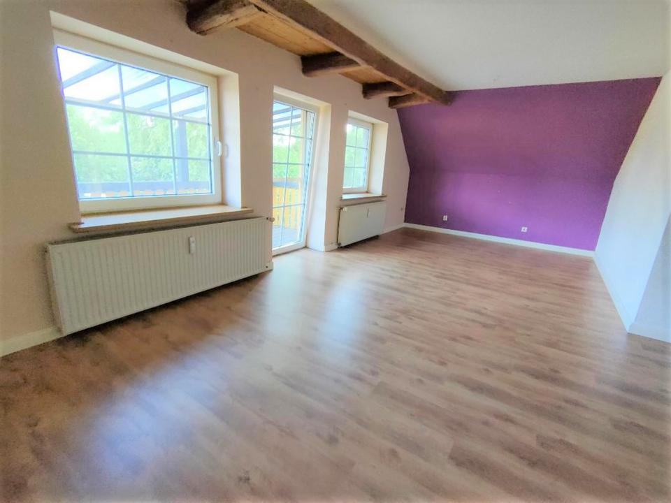 Thumbnail-3-Zimmerwohnung mit Balkon und PKW-Parkplatz in Tessenow