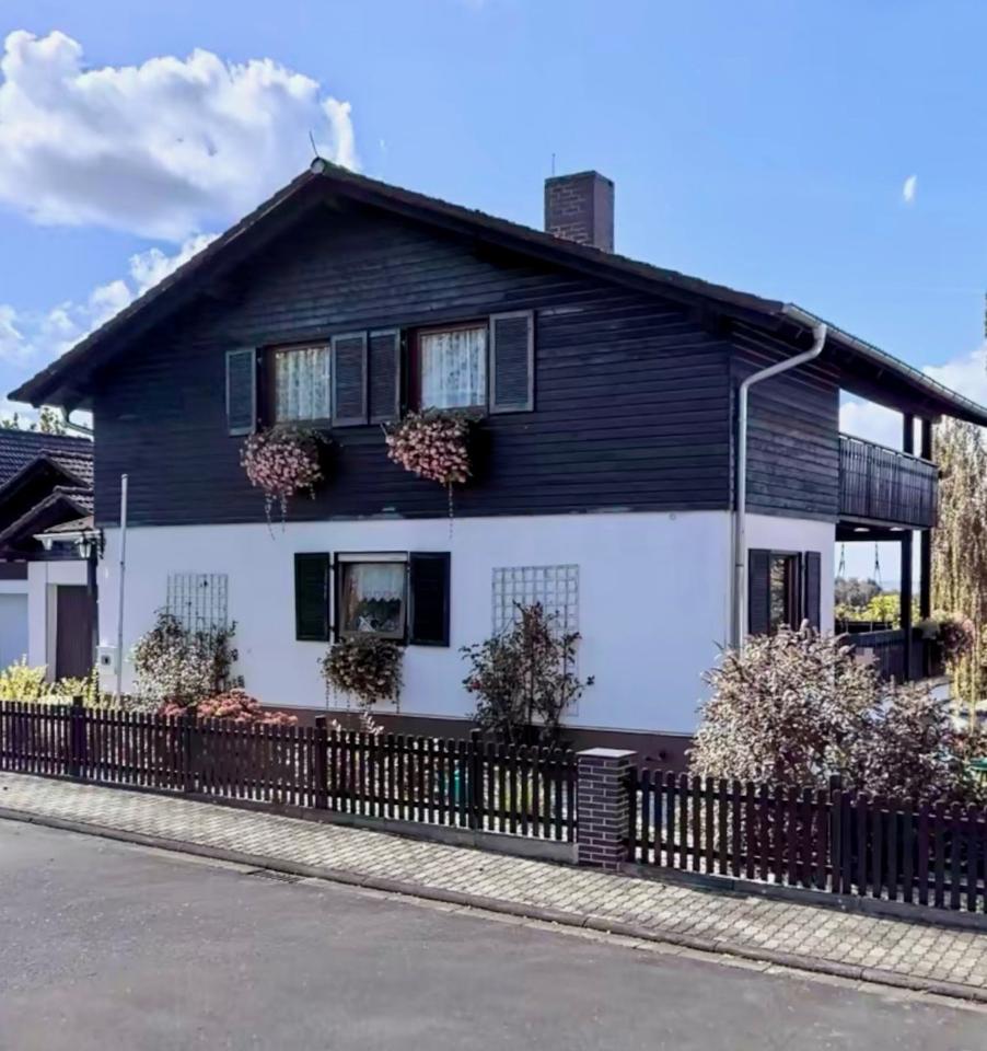 Thumbnail-Gepflegtes, geräumiges Einfamilienhaus - ohne Makler!