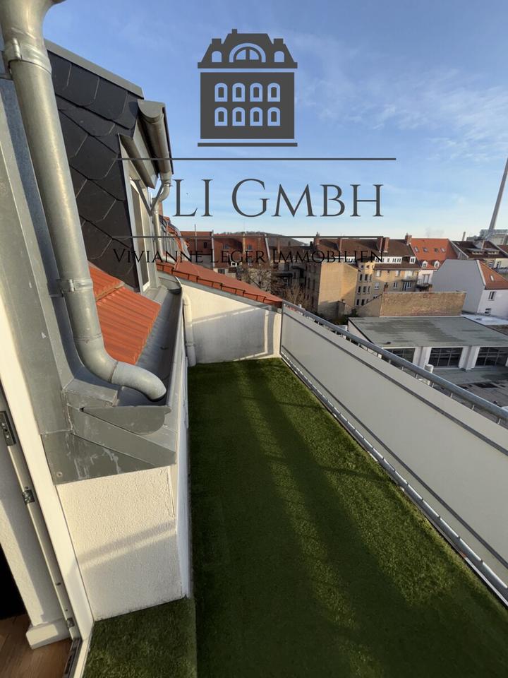 Thumbnail-Moderne, großzügige Maisonettewohnung, 5 Zimmer, Balkon - Saarbrücken Mainzer Str.