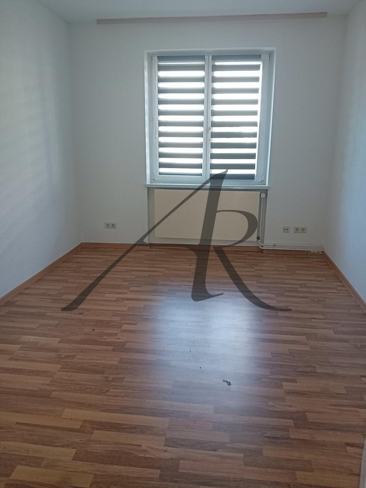 Thumbnail-kleine 2-Zimmer-Wohnung im Erdgeschoss in Stendal Nord