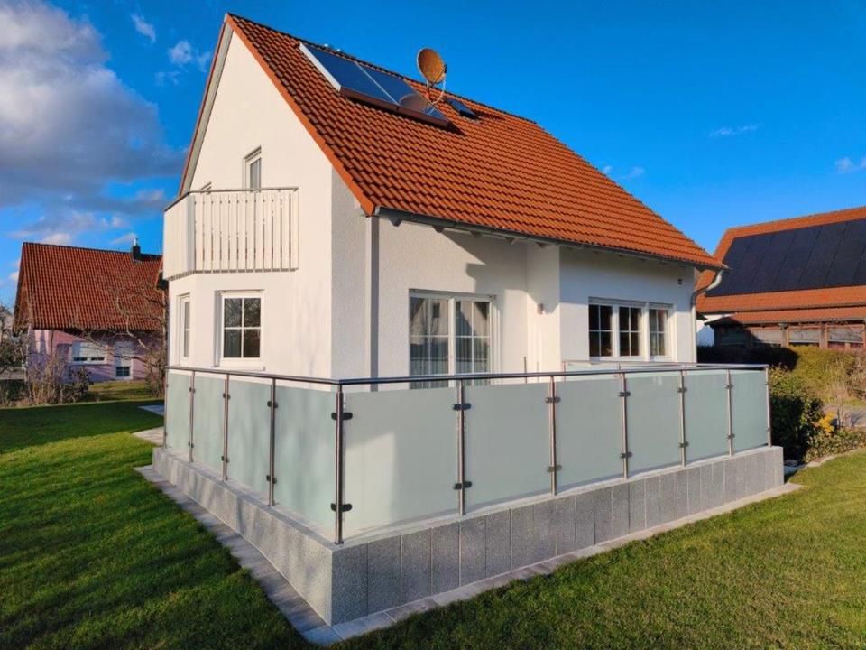 Thumbnail-Preiswertes 5-Raum-Haus in Oberdachstetten 110 m² Wfl., 784 m²