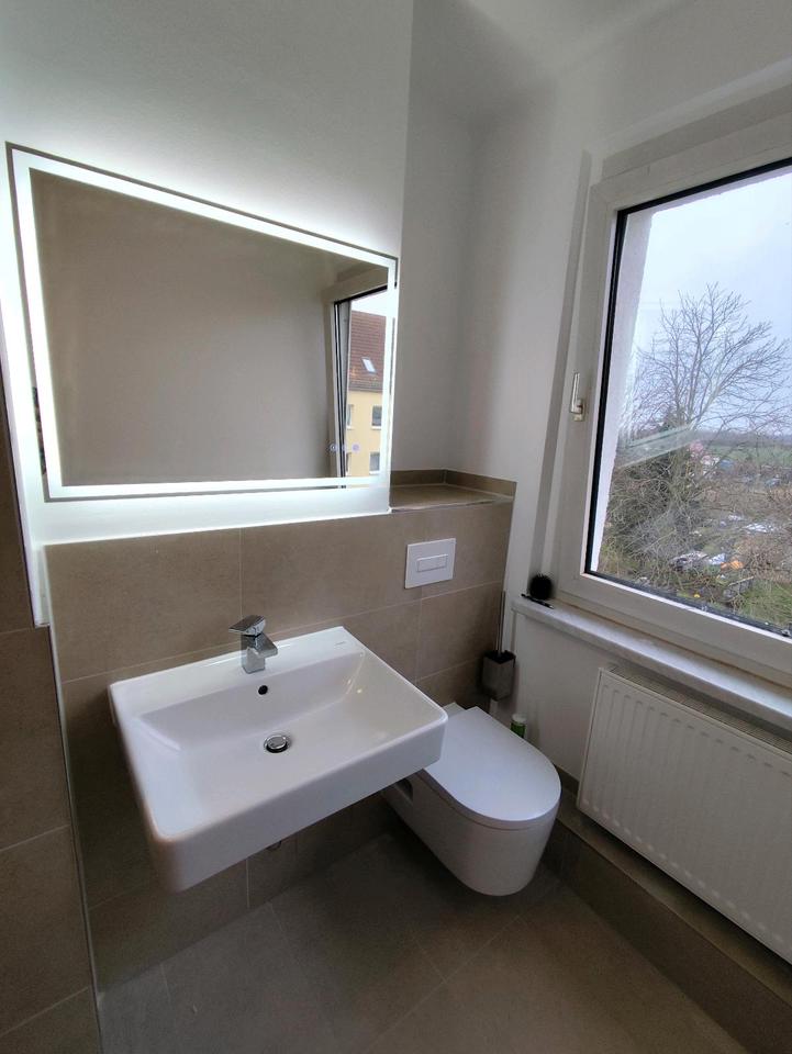 Thumbnail-4,5 Zimmer * frisch renoviert * neues Bad