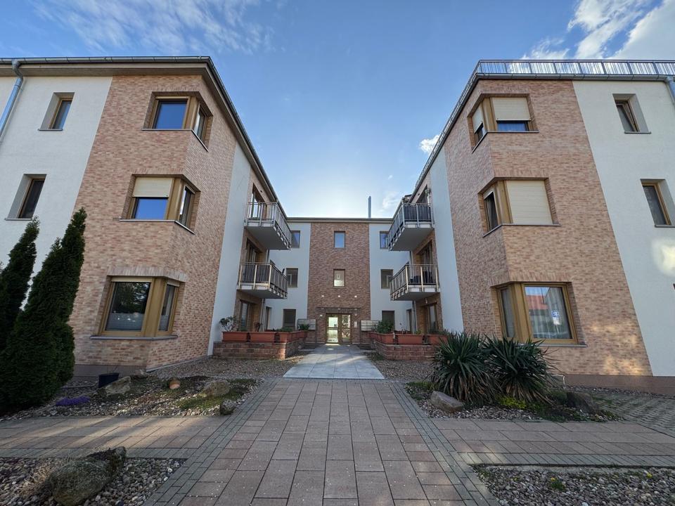 Thumbnail-AB SOFORT: Moderne 3-Zimmer-Erdgeschosswohnung mit Terrasse & Kamin in GarbsenBerenbostel