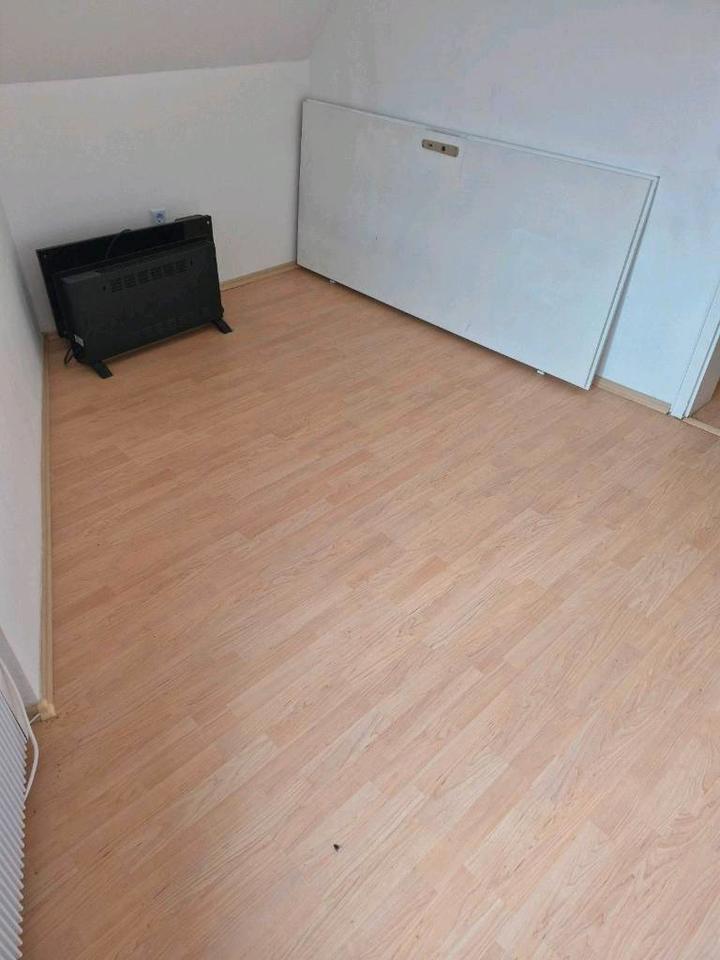 Thumbnail-Schöne 4,5 Zimmer Dachgeschosswohnung