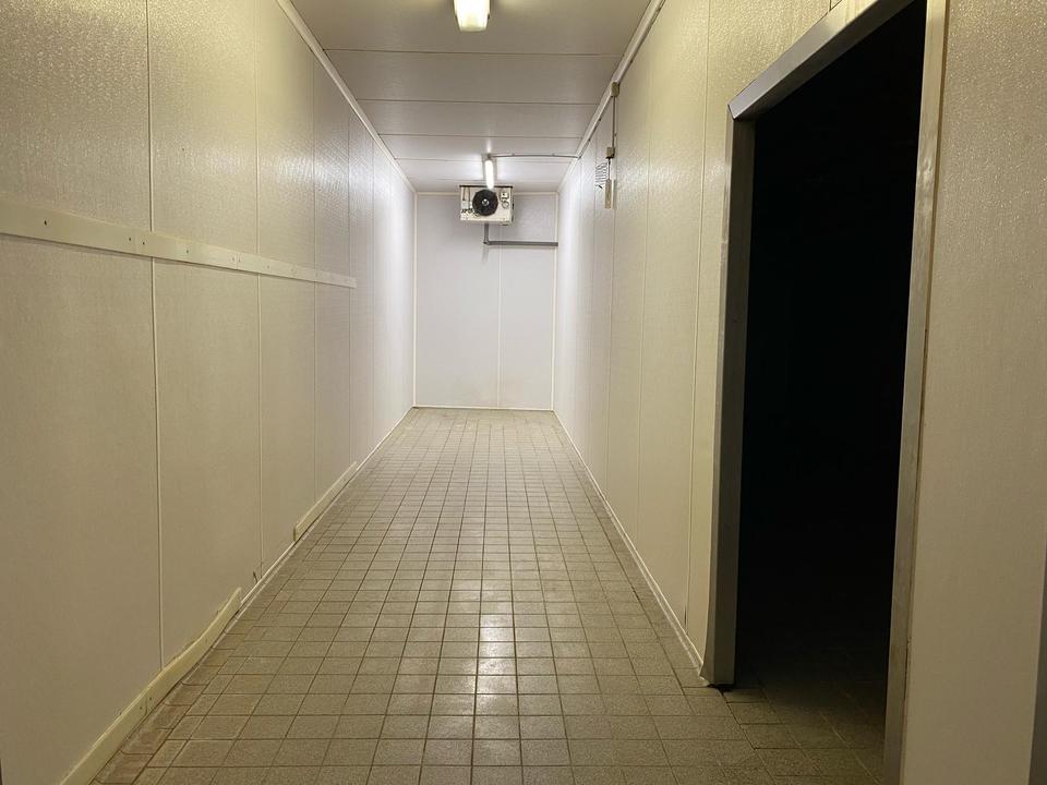 Thumbnail-Lagerhalle mit 3 Räumen - ca. 170m²