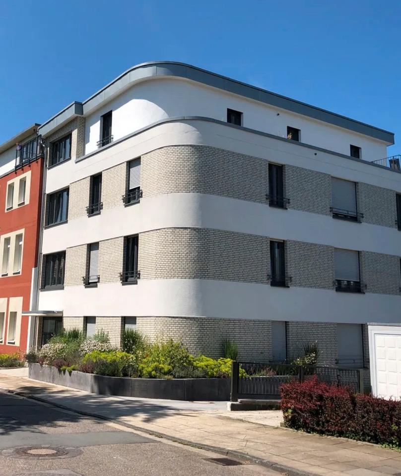 Thumbnail-Wunderschöne, moderne 4 Zimmer Wohnung mit Balkon 1 OG